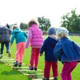 kids-playing-schoolground